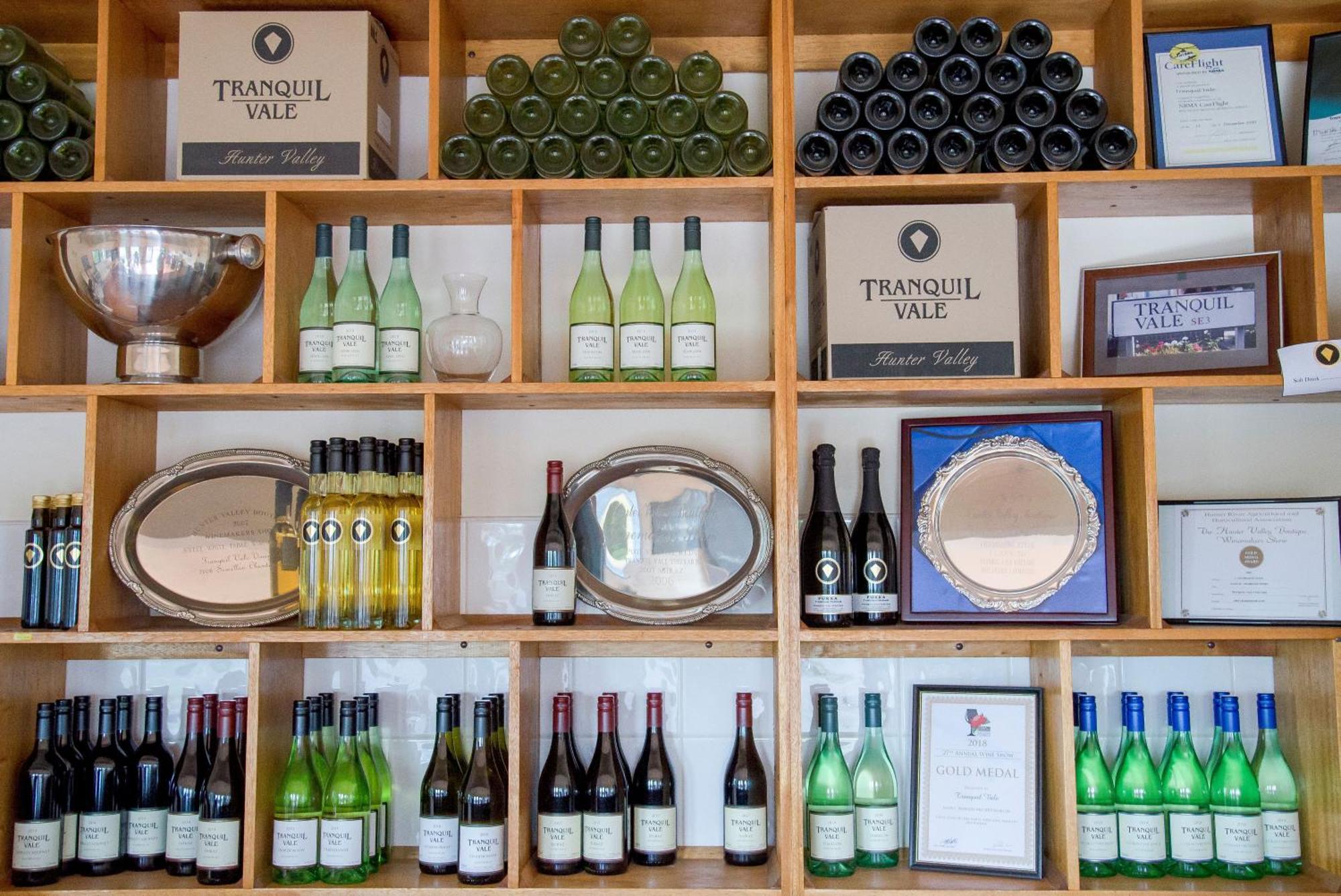 ホテル Tranquil Vale Vineyard Luskintyre エクステリア 写真